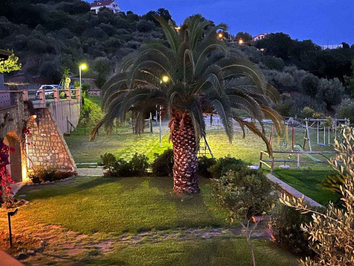 פאלינורו Residence Il Casale מראה חיצוני תמונה