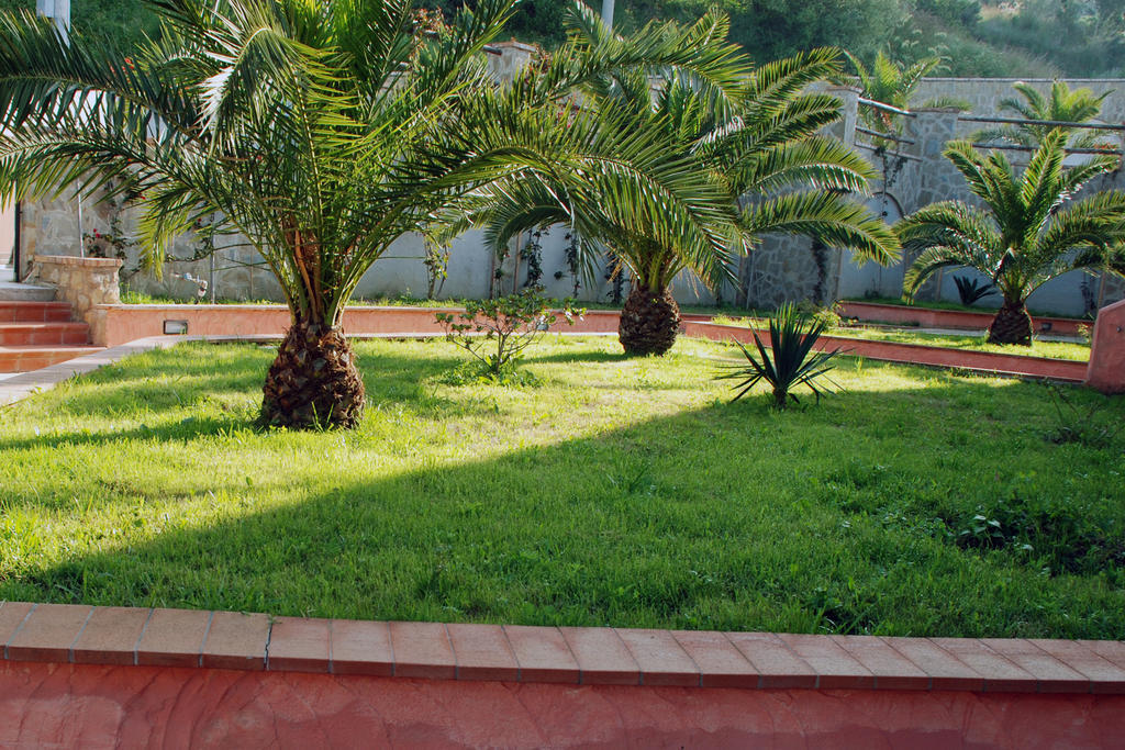 פאלינורו Residence Il Casale מראה חיצוני תמונה
