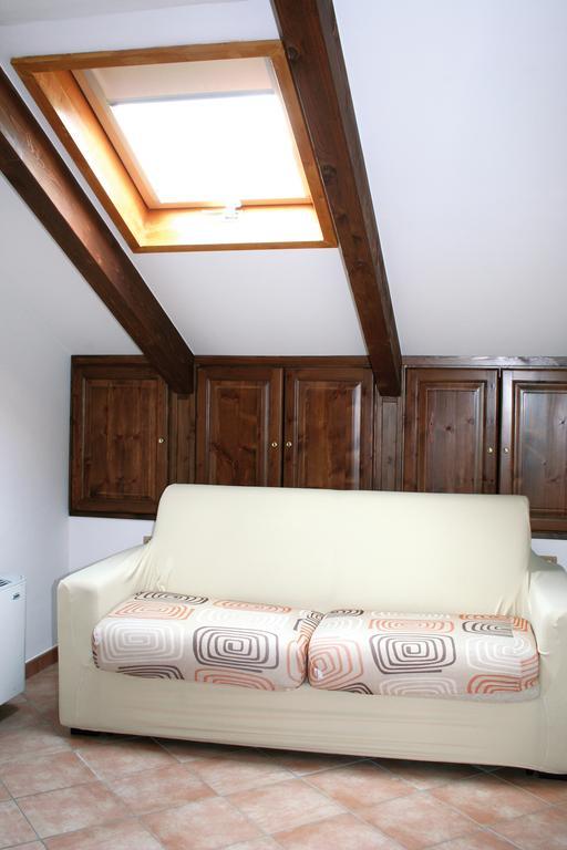 פאלינורו Residence Il Casale מראה חיצוני תמונה