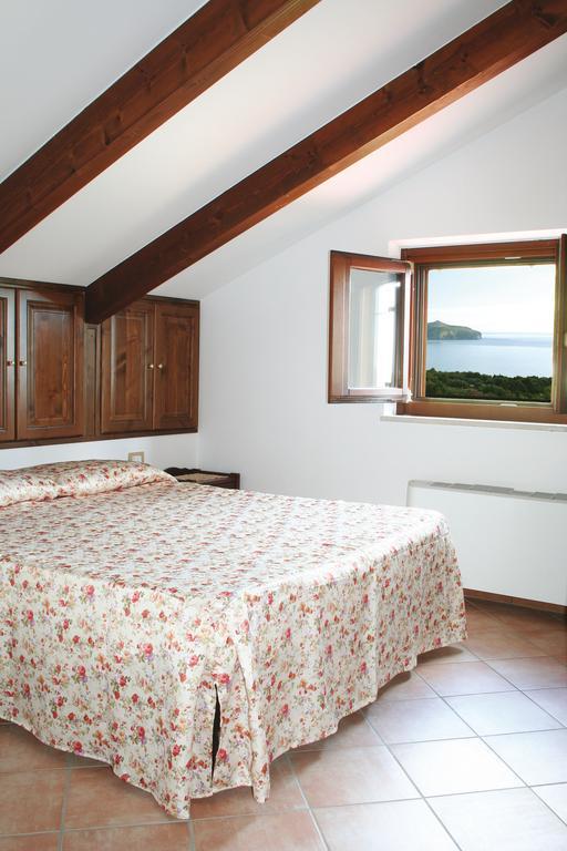 פאלינורו Residence Il Casale מראה חיצוני תמונה
